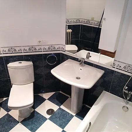 Vut Zona Peatonal, Parking Gratis, Terraza, 3 Dormitorios, Ascensor * Salamanca