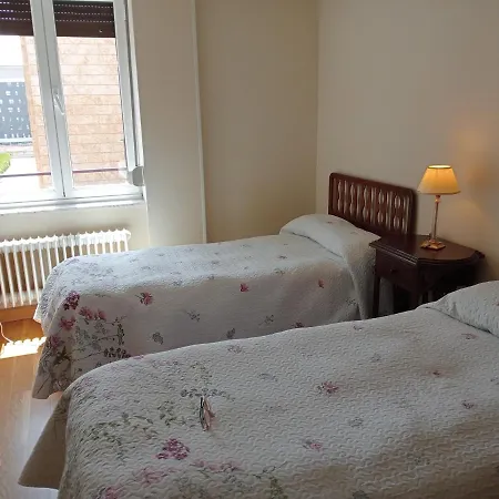 Apartamento Vut Zona Peatonal, Parking Gratis, Terraza, 3 Dormitorios, Ascensor *