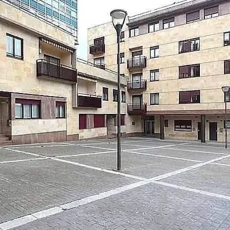 Apartamento Vut Zona Peatonal, Parking Gratis, Terraza, 3 Dormitorios, Ascensor *